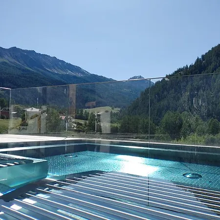 Crusch Alba Sta Maria 산타 마리아 발 뮈슈테르