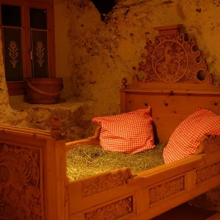 Crusch Alba Sta Maria Hotel 3*