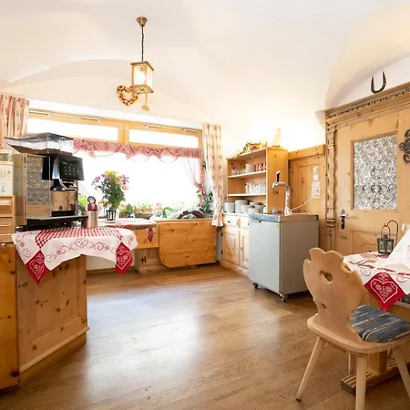 Crusch Alba Sta Maria Otel Santa Maria Val Muestair