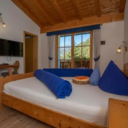 Crusch Alba Sta Maria Hotel 3*