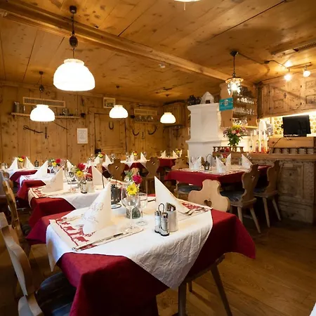 Hotel Crusch Alba Sta Maria