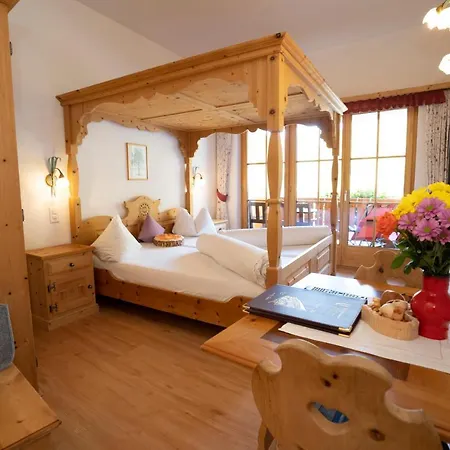 Crusch Alba Sta Maria Otel Santa Maria Val Muestair