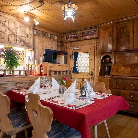 Hotel Crusch Alba Sta Maria