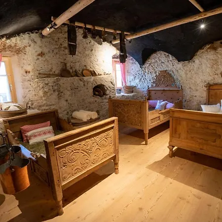 Otel Crusch Alba Sta Maria 3*