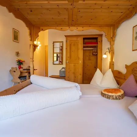 Hotel Crusch Alba Sta Maria 3*