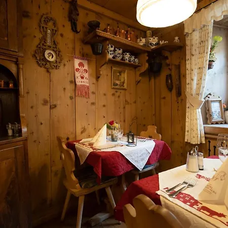 Crusch Alba Sta Maria 3* Santa Maria Val Muestair