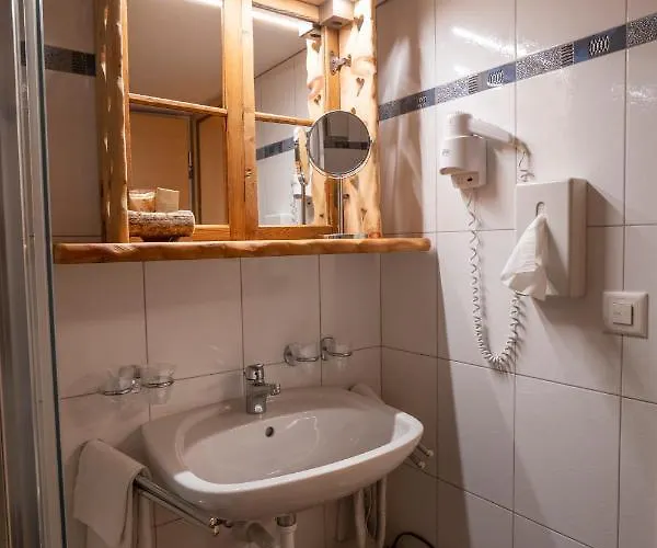 Crusch Alba Sta Maria Szálloda