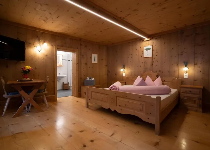 Crusch Alba Sta Maria Szálloda 3*