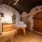 Crusch Alba Sta Maria מלון 3*