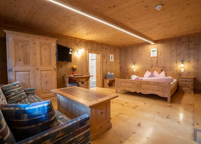 Hotel Crusch Alba Sta Maria