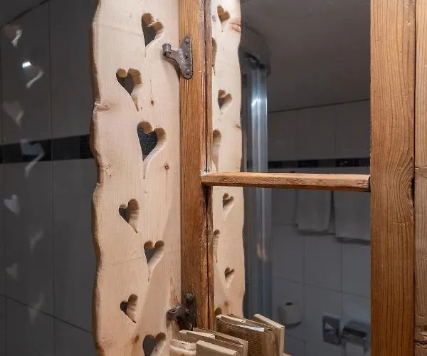 Crusch Alba Sta Maria Hotel 3*